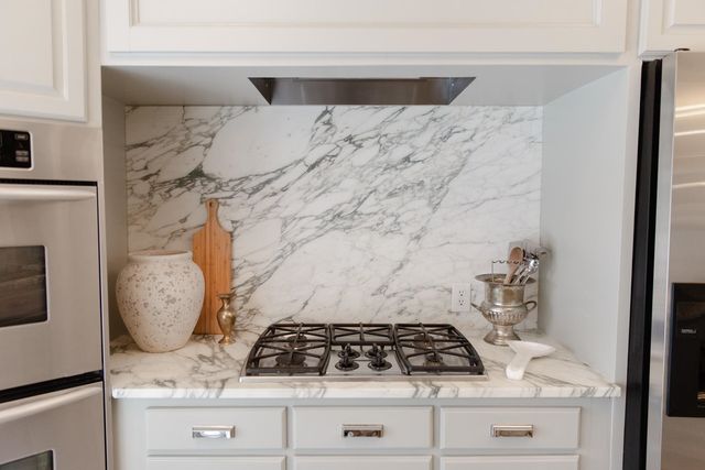 232 W POPLAR AVE, Collierville, TN 38017