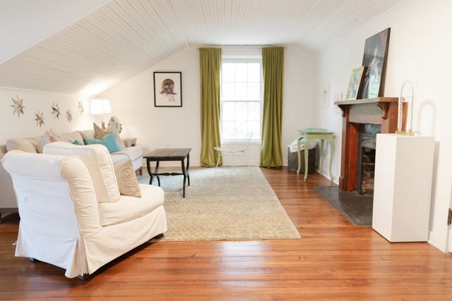 232 W POPLAR AVE, Collierville, TN 38017