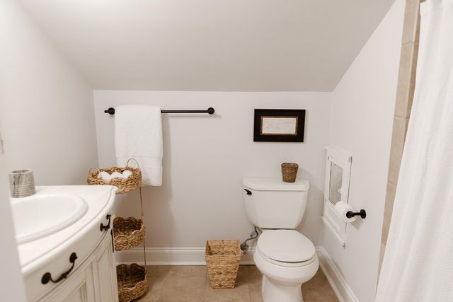 232 W POPLAR AVE, Collierville, TN 38017