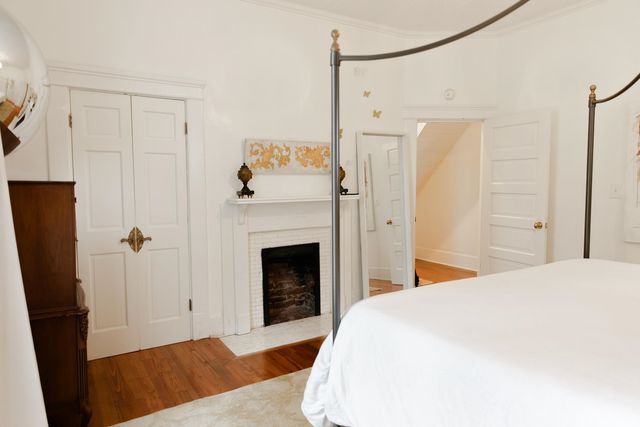 232 W POPLAR AVE, Collierville, TN 38017