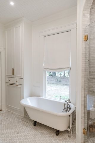 232 W POPLAR AVE, Collierville, TN 38017