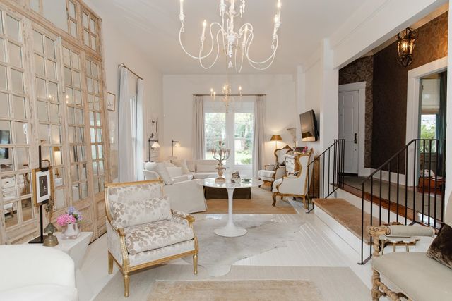 232 W POPLAR AVE, Collierville, TN 38017