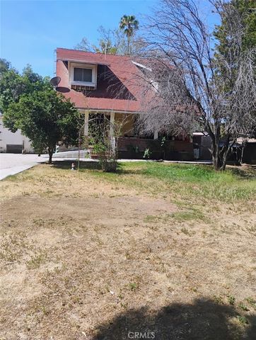 3676 Strong, Riverside, CA 92501
