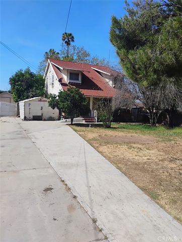 3676 Strong, Riverside, CA 92501