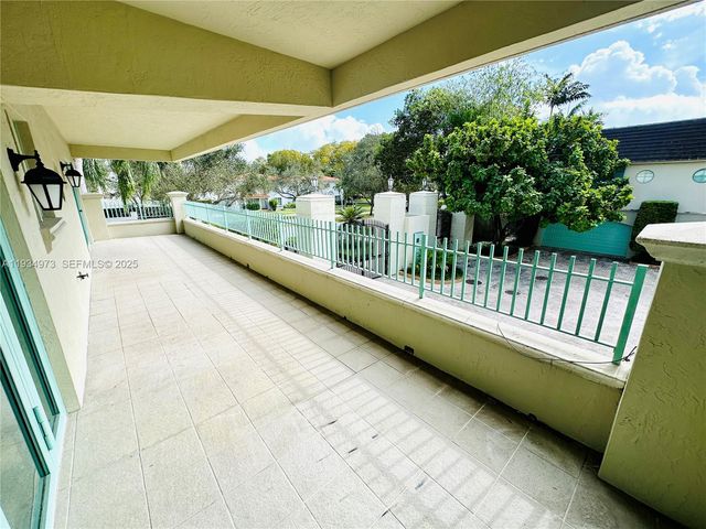 2600 Segovia St 701, Coral Gables, FL 33134