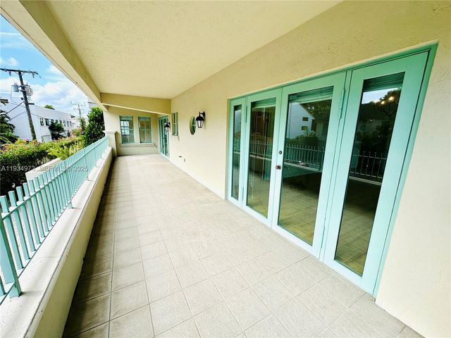 2600 Segovia St 701, Coral Gables, FL 33134