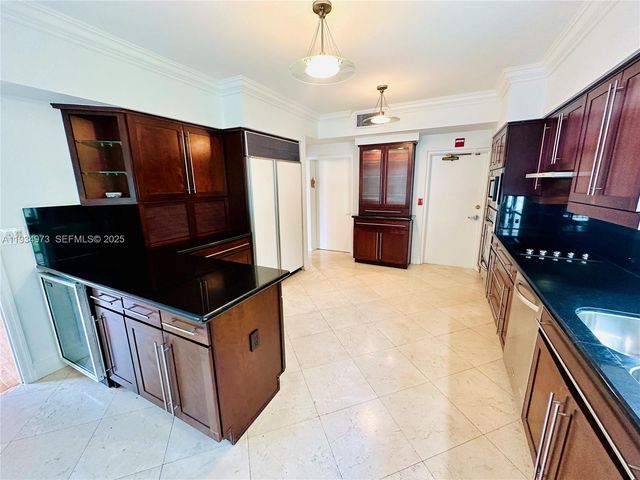 2600 Segovia St 701, Coral Gables, FL 33134