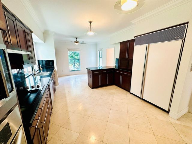 2600 Segovia St 701, Coral Gables, FL 33134