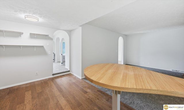 204 Sandi Court, Bellevue, NE 68005