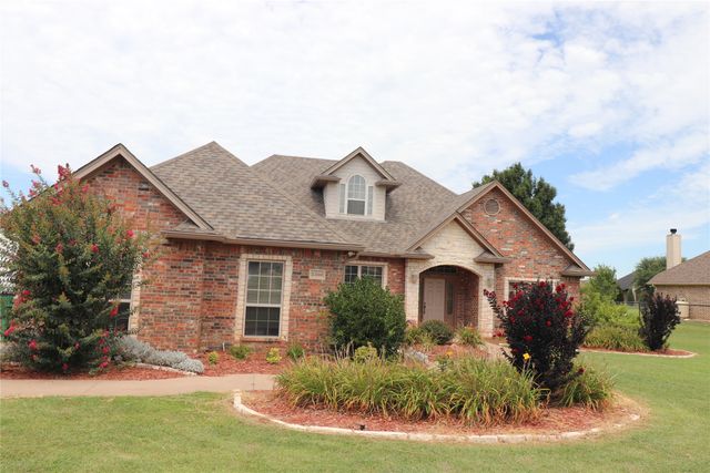 2300 E Emerald Bend Court, Granbury, TX 76049