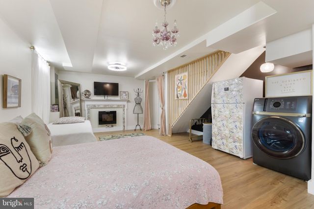 6809 KENYON DR, Alexandria, VA 22307