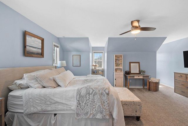 600 WINDING WATERS WAY, De Pere, WI 54115