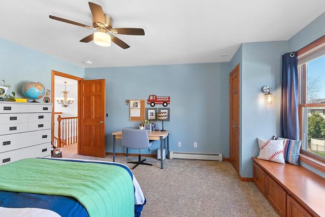 600 WINDING WATERS WAY, De Pere, WI 54115