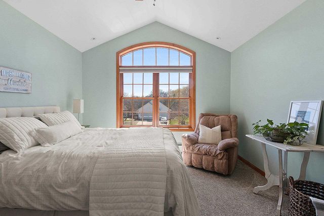 600 WINDING WATERS WAY, De Pere, WI 54115