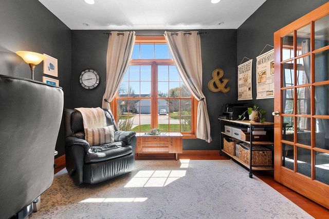 600 WINDING WATERS WAY, De Pere, WI 54115