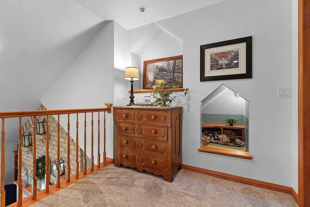 600 WINDING WATERS WAY, De Pere, WI 54115