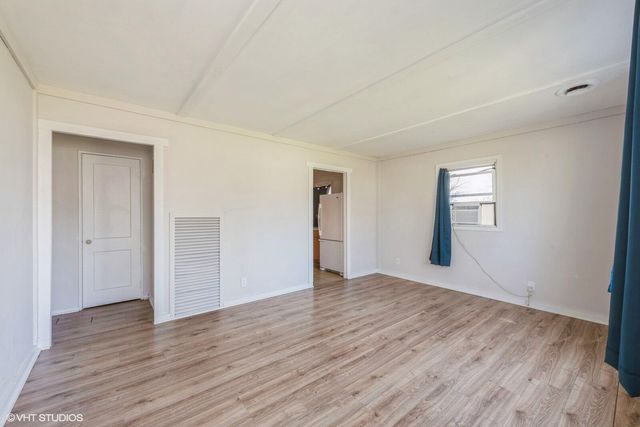 508 Parkside Avenue, Valparaiso, IN 46383
