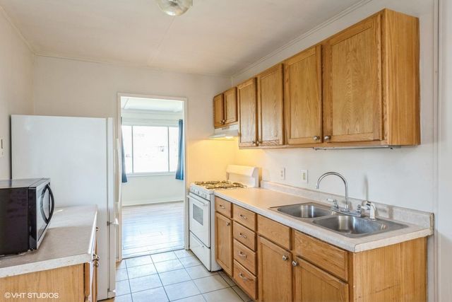 508 Parkside Avenue, Valparaiso, IN 46383