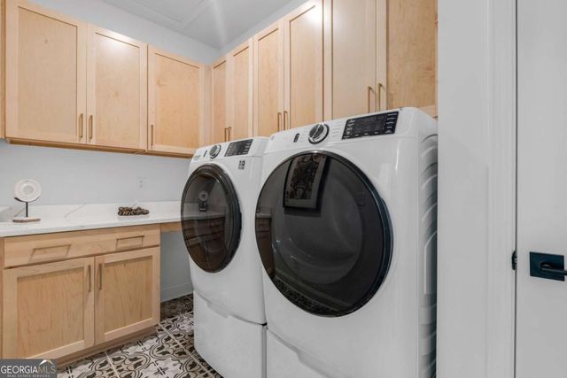 121 Willow Bend Road, Hiram, GA 30141