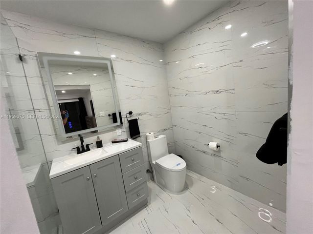 39 SE 7th St 0, Dania Beach, FL 33004