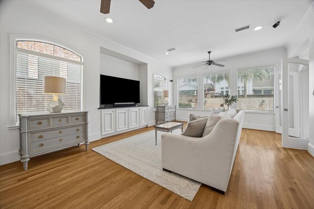 4606 Birch Street, Bellaire, TX 77401