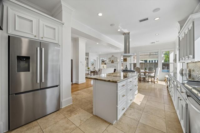 4606 Birch Street, Bellaire, TX 77401