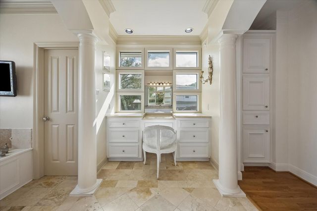 4606 Birch Street, Bellaire, TX 77401