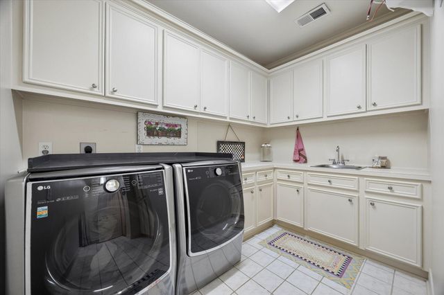 4606 Birch Street, Bellaire, TX 77401