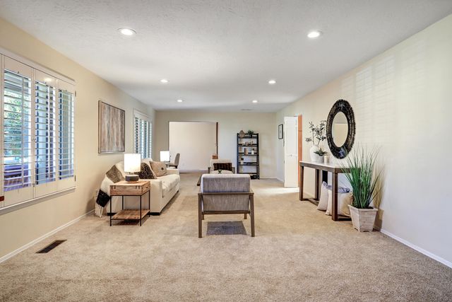 1634 Sagebrush Trail SE, Albuquerque, NM 87123