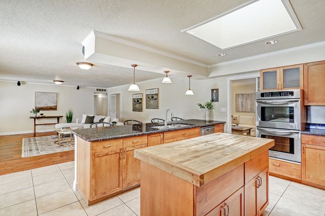 1634 Sagebrush Trail SE, Albuquerque, NM 87123