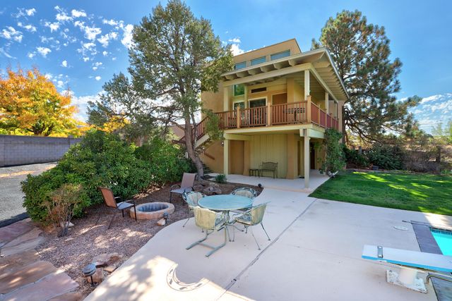 1634 Sagebrush Trail SE, Albuquerque, NM 87123