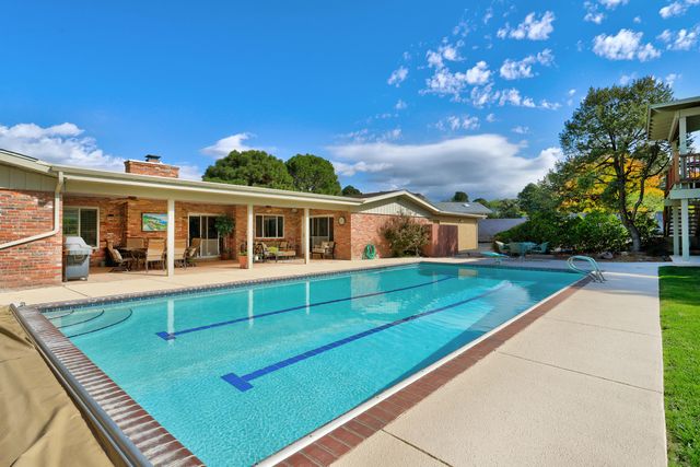 1634 Sagebrush Trail SE, Albuquerque, NM 87123