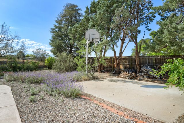 1634 Sagebrush Trail SE, Albuquerque, NM 87123