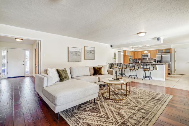 1634 Sagebrush Trail SE, Albuquerque, NM 87123