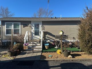 123 Largemouth Lane, Wilmington, IL 60481