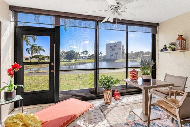 7270 Ashford Place 107, Delray Beach, FL 33446