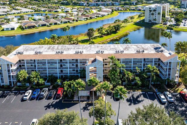 7270 Ashford Place 107, Delray Beach, FL 33446