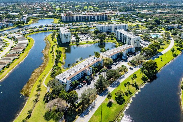7270 Ashford Place 107, Delray Beach, FL 33446