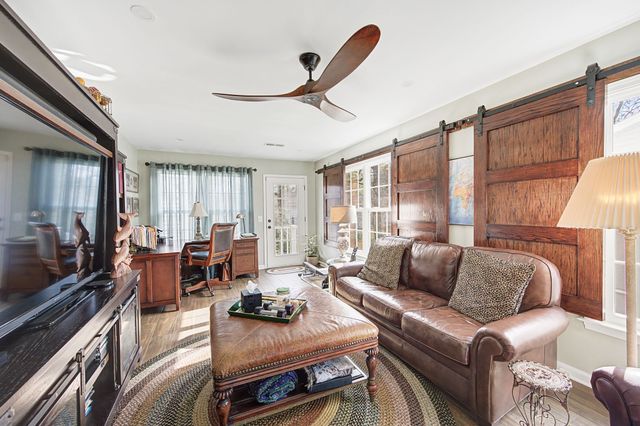 246 Myhr Grn, Nashville, TN 37221