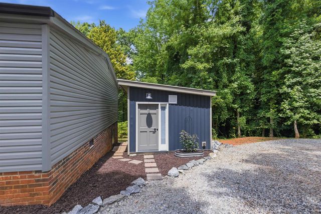 576 Narrow Circle, Inman, SC 29349