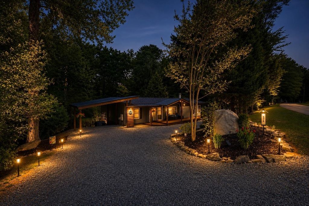 576 Narrow Circle, Inman, SC 29349