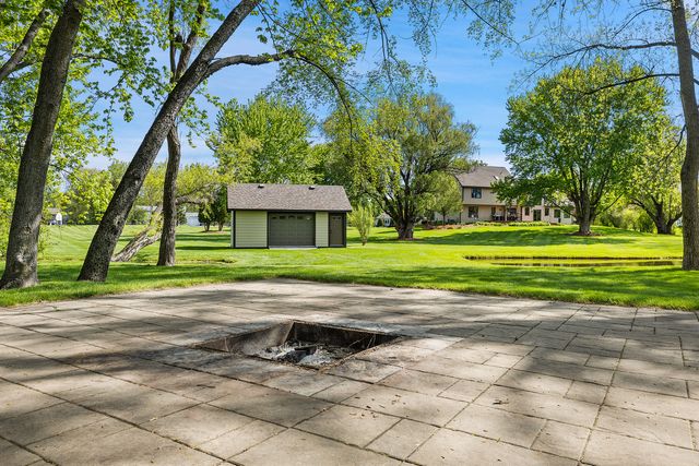 13N470 Chisholm Trail, Elgin, IL 60124