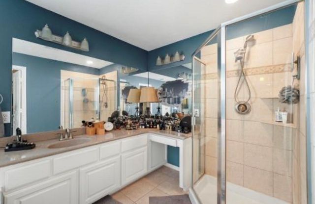 2646 Couch, Houston, TX 77008