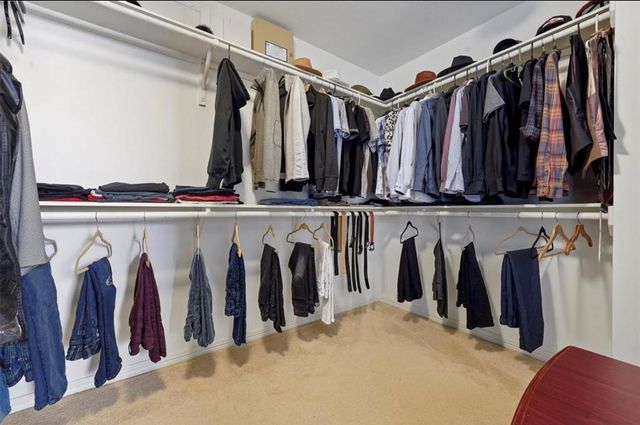 2646 Couch, Houston, TX 77008