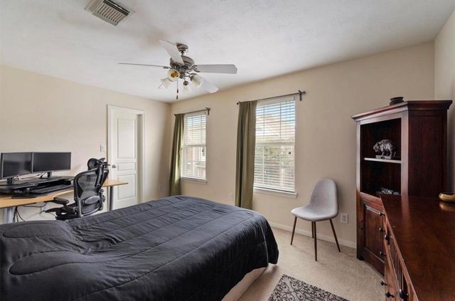 2646 Couch, Houston, TX 77008