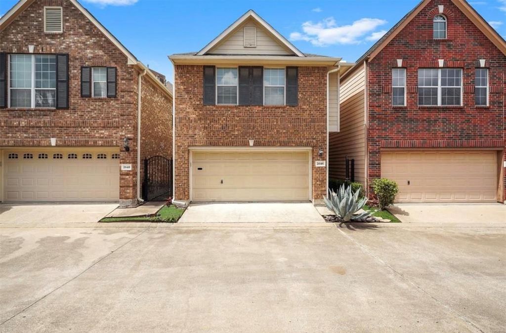 2646 Couch, Houston, TX 77008