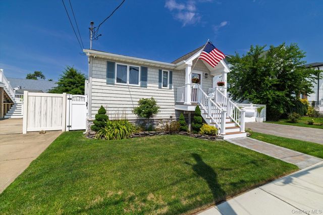 1 Court Street E, East Rockaway, NY 11518