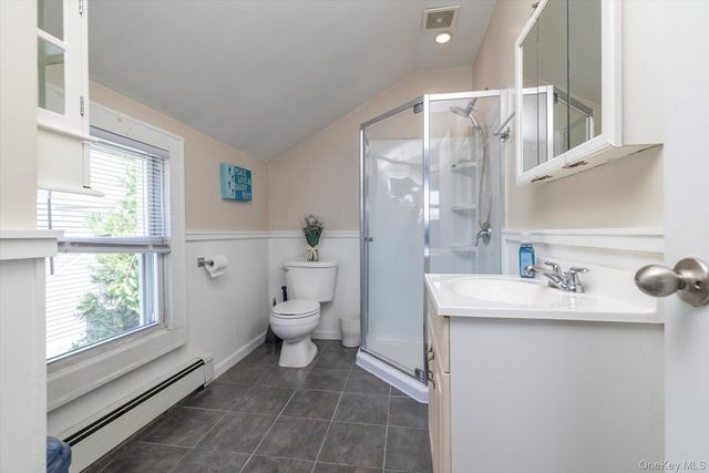 1 Court Street E, East Rockaway, NY 11518