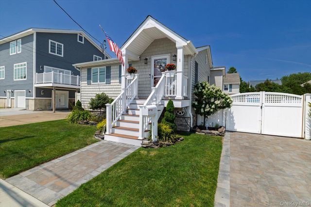 1 Court Street E, East Rockaway, NY 11518