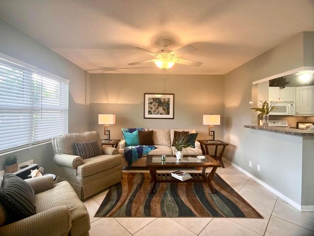 243 Coventry K, West Palm Beach, FL 33417
